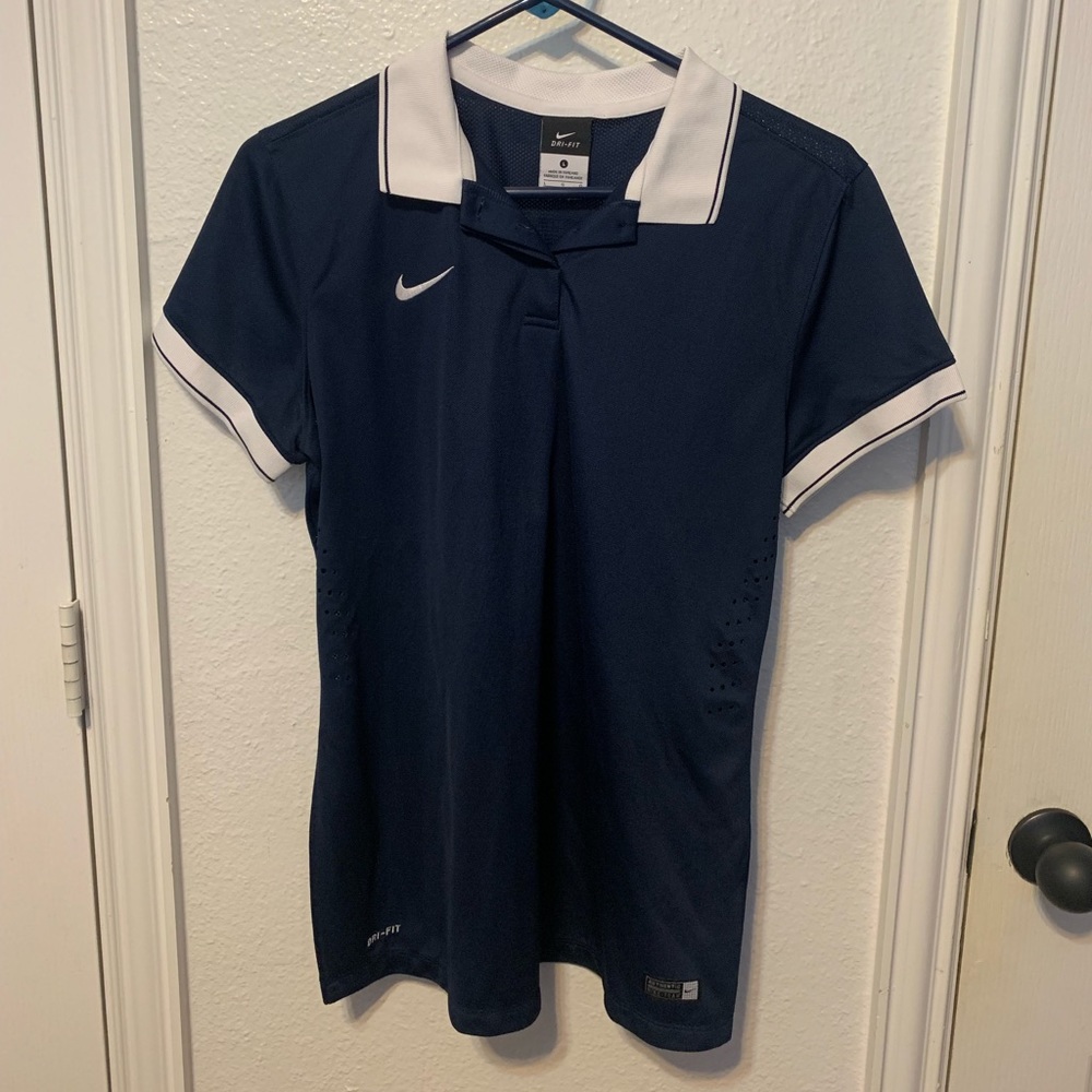 Nike DRI-FIT Women’s Golf Shirt